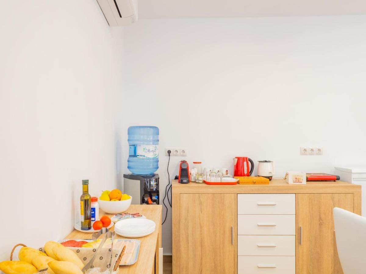 טורה דה בנגאלבון Cubo'S Hostal William'S Sunny 5 With Breakfast מראה חיצוני תמונה